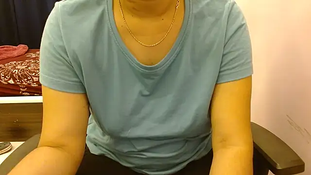 priya  81 online show from January 2025 06:31:01 PM