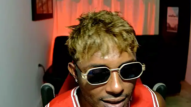 Black indiian online show from November 2025 05:37:02 PM