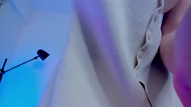 Mia Madden online show from February 2026 02:18:02 AM