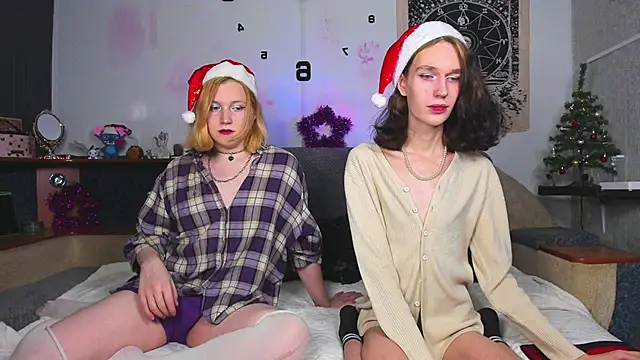 Snapshot of Calvin_and_Kevin chatting on December 2024 08:54:02 AM Calvin and Kevin online show from December 2024 08:54:02 AM