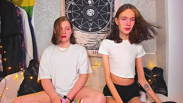 Snapshot of Calvin_and_Kevin chatting on February 2025 12:44:01 PM Calvin and Kevin online show from February 2025 12:44:01 PM