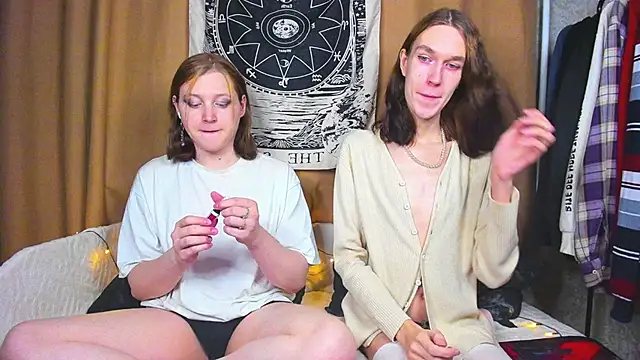 Snapshot of Calvin_and_Kevin chatting on February 2025 09:20:02 PM Calvin and Kevin online show from February 2025 09:20:02 PM