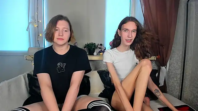 Snapshot of Calvin_and_Kevin chatting on September 2025 01:15:01 PM Calvin and Kevin online show from September 2025 01:15:01 PM