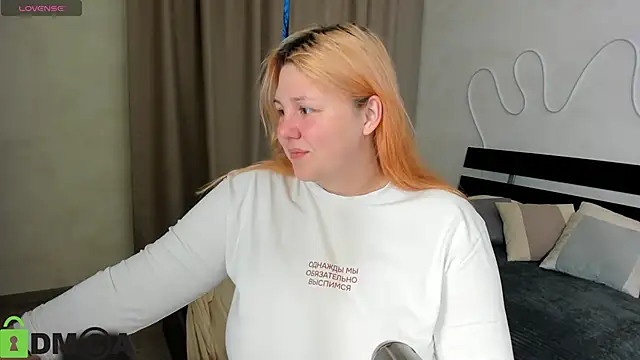 Snapshot of Ruth_Oliver chatting on October 2025 01:09:02 AM Ruth Oliver online show from October 2025 01:09:02 AM