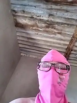 Snapshot of naughtygrannyXXX chatting on March 2025 06:16:02 AM naughtygrannyXXX online show from March 2025 06:16:02 AM