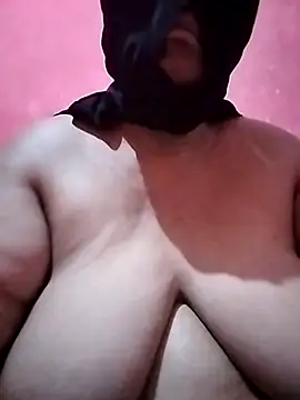 Snapshot of naughtygrannyXXX chatting on October 2025 08:11:02 PM naughtygrannyXXX online show from October 2025 08:11:02 PM