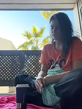 SafeinouterSpace online show from December 2025 11:13:01 PM