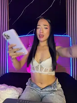 Ady 18 online show from October 2025 06:20:01 PM