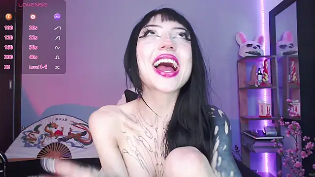 Snapshot of catipetite chatting on January 2025 08:32:02 AM catipetite online show from January 2025 08:32:02 AM