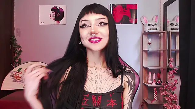 Snapshot of catipetite chatting on November 2025 03:58:01 PM catipetite online show from November 2025 03:58:01 PM