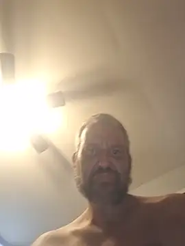 Snapshot of silkstroker6981 chatting on August 2026 03:42:01 AM silkstroker6981 online show from August 2026 03:42:01 AM