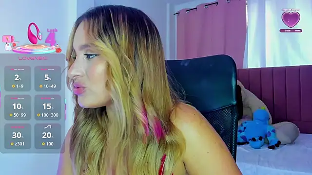 Snapshot of Agnescruzz chatting on November 2025 08:52:01 PM Agnescruzz online show from November 2025 08:52:01 PM