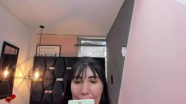 Snapshot of GiaFox_ chatting on November 2025 01:46:02 PM GiaFox online show from November 2025 01:46:02 PM