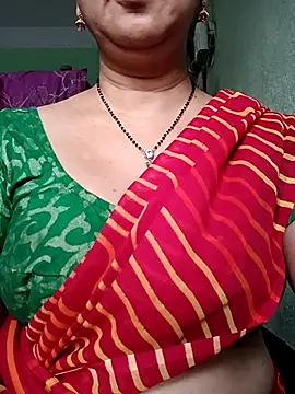 Snapshot of Rosy-B chatting on November 2025 12:42:02 AM Rosy-B online show from November 2025 12:42:02 AM