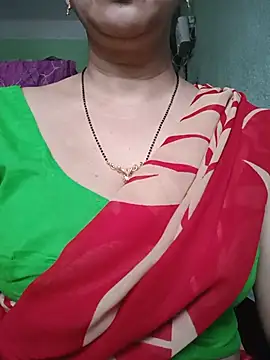 Rosy-B online show from May 2026 12:05:01 AM