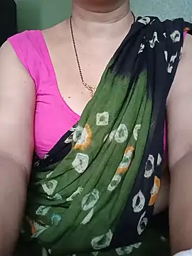 Snapshot of Rosy-B chatting on June 2026 12:13:01 AM Rosy-B online show from June 2026 12:13:01 AM