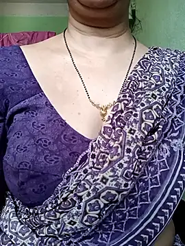 Snapshot of Rosy-B chatting on June 2026 12:27:01 AM Rosy-B online show from June 2026 12:27:01 AM
