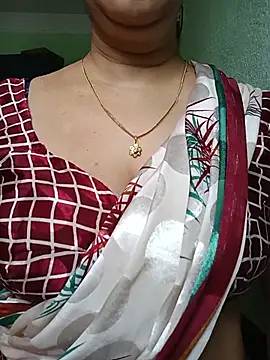 Snapshot of Rosy-B chatting on July 2026 12:46:02 AM Rosy-B online show from July 2026 12:46:02 AM