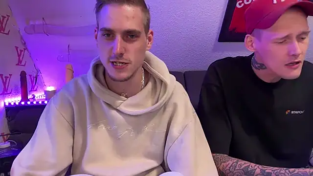 Cookieboy88 online show from April 2026 07:07:02 PM