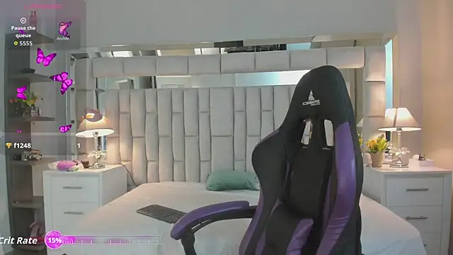 mariiahneedles online show from April 2026 12:06:01 AM