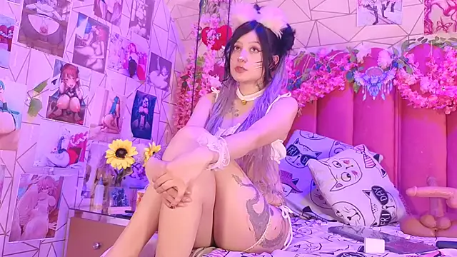 Snapshot of Alicebenett chatting on October 2025 08:53:02 PM Alicebenett online show from October 2025 08:53:02 PM