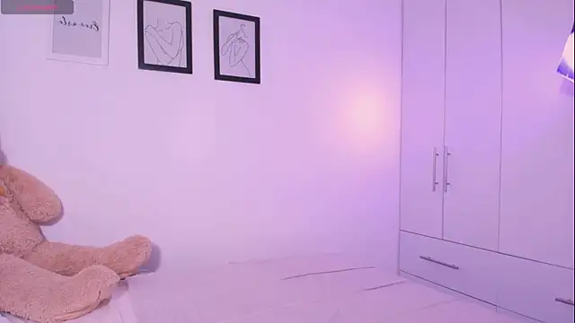 DannaHyde online show from November 2025 09:04:02 PM