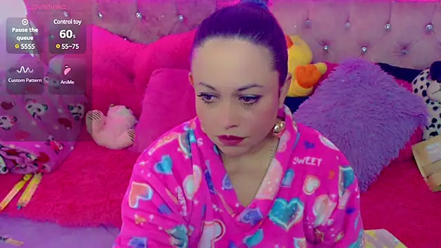 Snapshot of martina_bk chatting on January 2025 02:58:02 AM martina bk online show from January 2025 02:58:02 AM