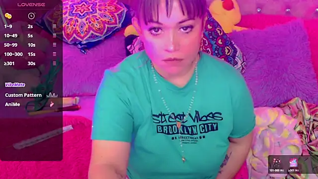 Snapshot of martina_bk chatting on February 2025 02:53:01 AM martina bk online show from February 2025 02:53:01 AM