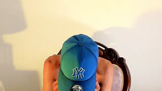 Snapshot of dikey_62 chatting on January 2025 04:50:01 AM dikey 62 online show from January 2025 04:50:01 AM