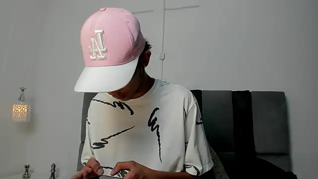 Snapshot of dikey_62 chatting on February 2025 08:17:02 PM dikey 62 online show from February 2025 08:17:02 PM