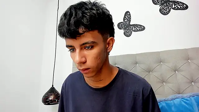 Snapshot of dikey_62 chatting on February 2025 06:02:01 AM dikey 62 online show from February 2025 06:02:01 AM