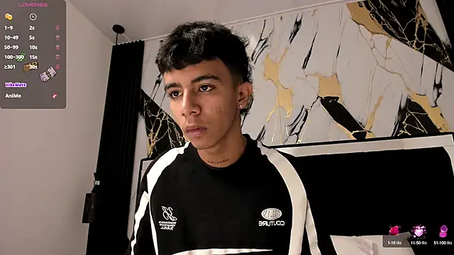 Snapshot of dikey_62 chatting on February 2025 08:33:01 PM dikey 62 online show from February 2025 08:33:01 PM