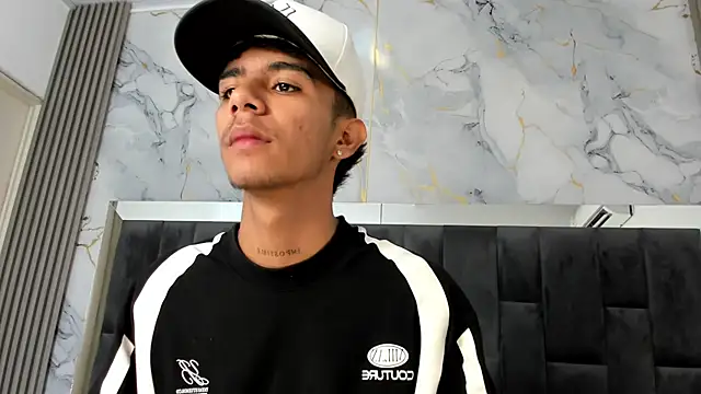 Snapshot of dikey_62 chatting on March 2025 08:44:02 PM dikey 62 online show from March 2025 08:44:02 PM