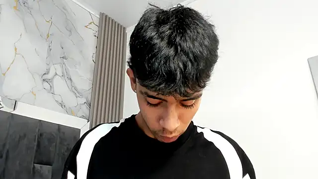 Snapshot of dikey_62 chatting on March 2025 09:06:02 AM dikey 62 online show from March 2025 09:06:02 AM