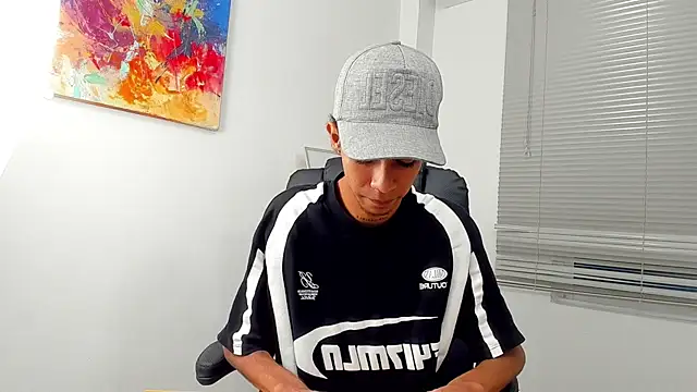 Snapshot of dikey_62 chatting on March 2025 08:20:02 PM dikey 62 online show from March 2025 08:20:02 PM