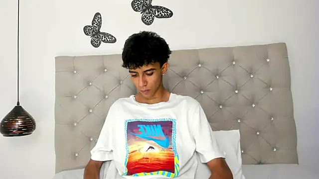 Snapshot of dikey_62 chatting on September 2025 09:40:02 PM dikey 62 online show from September 2025 09:40:02 PM