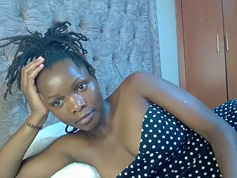 Snapshot of Naughty_Girl17 chatting on February 2025 07:34:01 AM Naughty Girl17 online show from February 2025 07:34:01 AM