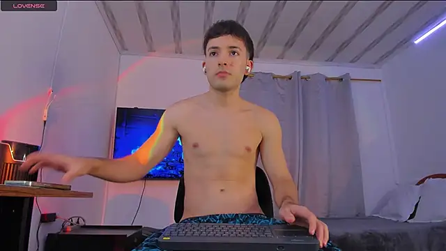 bower and colucci online show from November 2025 01:19:01 AM