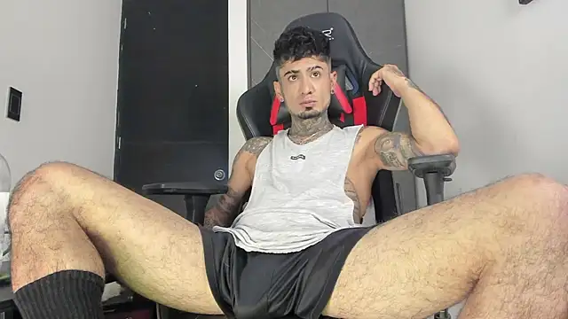 sergiio mesa27 online show from November 2025 01:00:01 PM