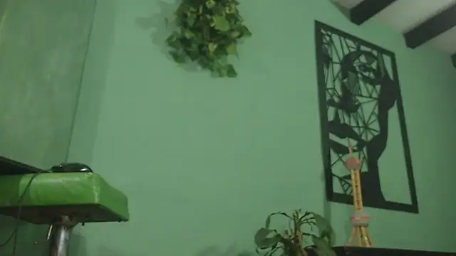 thirstymoonxx online show from November 2025 03:07:01 AM