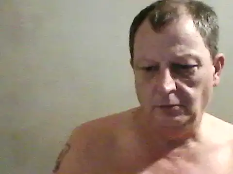 Snapshot of chubbybear2cum chatting on December 2024 02:54:01 AM chubbybear2cum online show from December 2024 02:54:01 AM