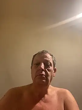 Snapshot of chubbybear2cum chatting on November 2025 01:59:02 AM chubbybear2cum online show from November 2025 01:59:02 AM