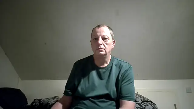 Snapshot of chubbybear2cum chatting on December 2025 11:03:02 AM chubbybear2cum online show from December 2025 11:03:02 AM