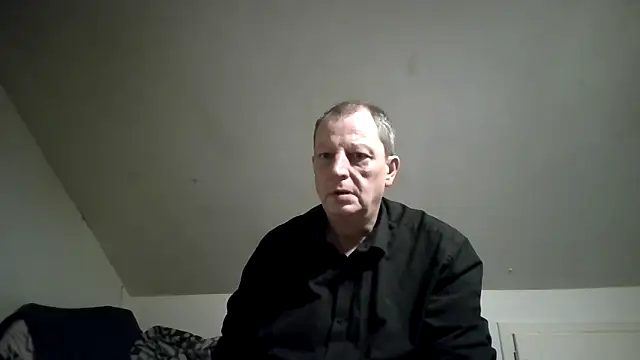 Snapshot of chubbybear2cum chatting on December 2025 05:47:01 AM chubbybear2cum online show from December 2025 05:47:01 AM