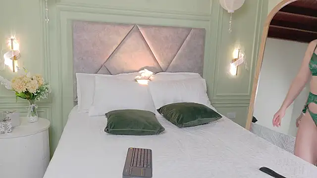 Snapshot of _Miss_Kimm chatting on January 2026 11:56:01 AM Miss Kimm online show from January 2026 11:56:01 AM