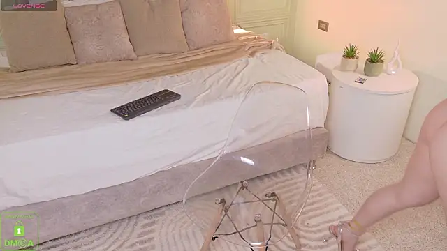 Snapshot of _Miss_Kimm chatting on February 2026 01:08:02 PM Miss Kimm online show from February 2026 01:08:02 PM