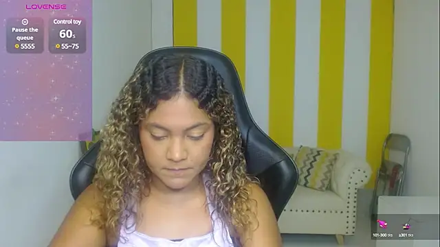 Cristal War online show from March 2025 11:32:02 PM