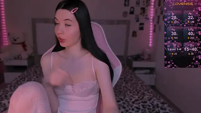 CoddleWeeper  online show from December 2024 07:35:02 AM