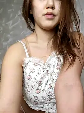 Snapshot of _AnMiss_ chatting on February 2025 06:32:02 PM AnMiss online show from February 2025 06:32:02 PM