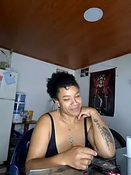 Snapshot of Selket11 chatting on January 2025 08:37:02 PM Selket11 online show from January 2025 08:37:02 PM